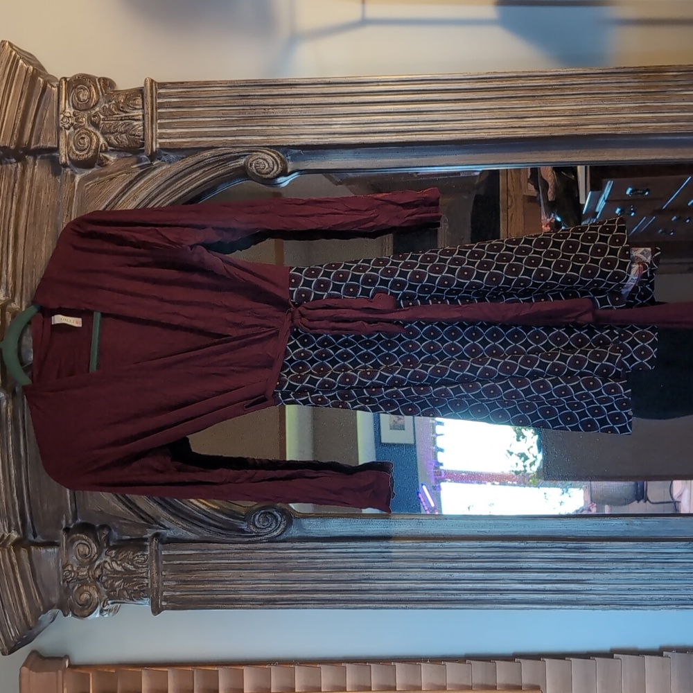 Gilli long sleeve Wrap top dress - Size 6